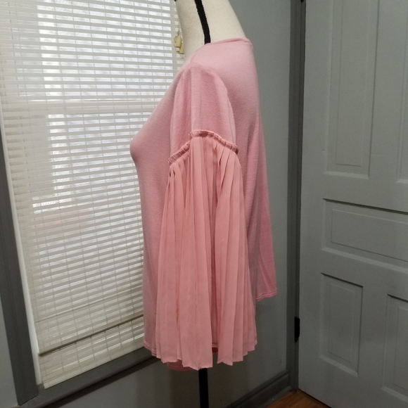 Lane Bryant Pink Super Soft Pleated Sleeves Top size 14 Petite - Picture 3 of 6